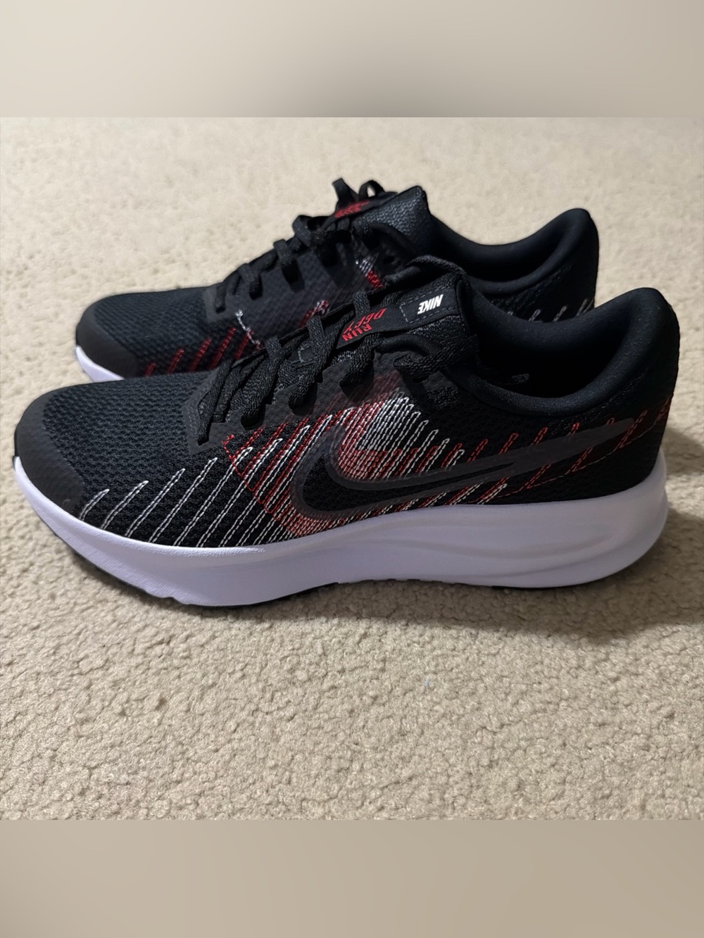 Nike Run Defy Womens 9.5 Shoes Sneakers Running Walking Athletic HM9594-001 NEW